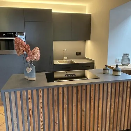 Apartman Lorenzoni, Cafe Konditorei Helmut Lorenzoni Kirchberg in Tirol
