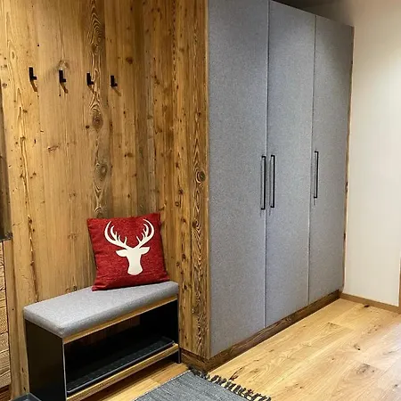 Apartman Lorenzoni, Cafe Konditorei Helmut Lorenzoni